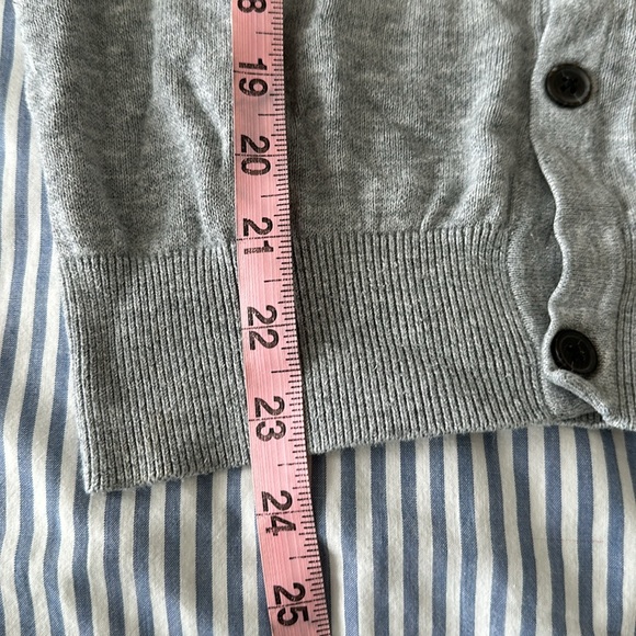 Light Grey H&M Cardigan - Picture 4 of 6